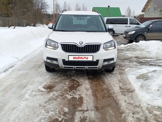 2014 Skoda Yeti I Рестайлинг, белый, 950000 рублей, вид 1