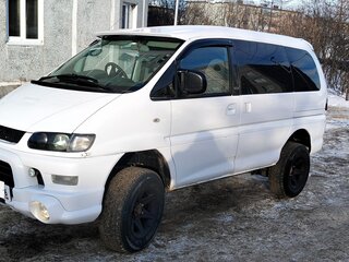 2003 Mitsubishi Delica IV, белый, 1300000 рублей, вид 2