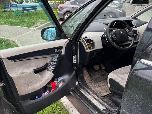 2007 Citroen C4 Picasso Grand I, чёрный, 300000 рублей - вид 4