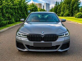 2021 BMW 5 серии Long 530Li xDrive VII (G30/G31/G38) Рестайлинг, серый, 4150000 рублей, вид 3