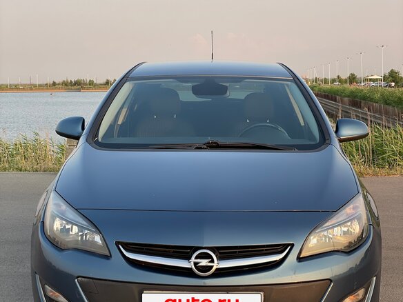 2013 Opel Astra J Рестайлинг, синий - вид 1