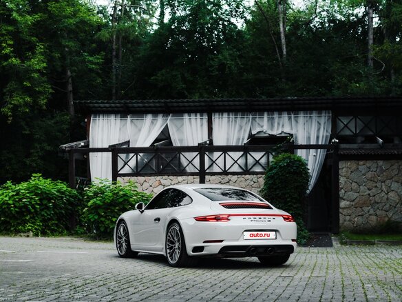 2016 Porsche 911 Carrera 4S VII (991) Рестайлинг, белый, 8049000 рублей - вид 11