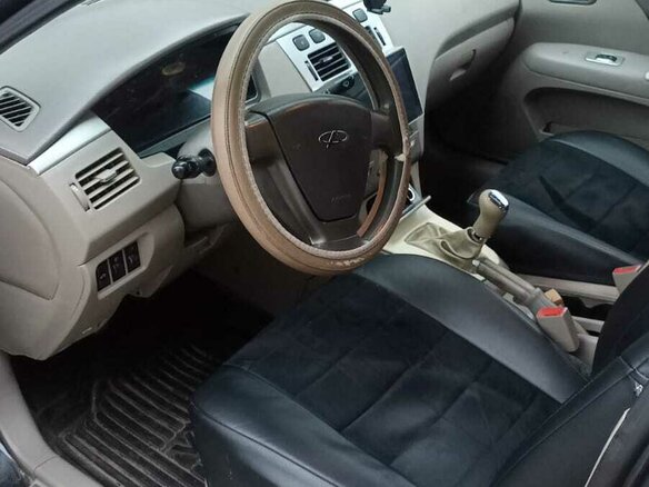 2011 Vortex Estina I, чёрный, 200000 рублей - вид 6