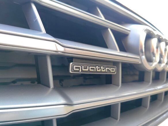 2020 Audi Q5 II (FY), синий, 4300000 рублей - вид 16