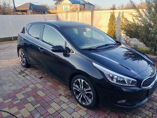 2014 Kia Ceed II, чёрный, 1070000 рублей, вид 4