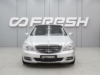 2011 Mercedes-Benz S-Класс 500 Long V (W221) Рестайлинг, серебристый, 2250000 рублей, вид 3