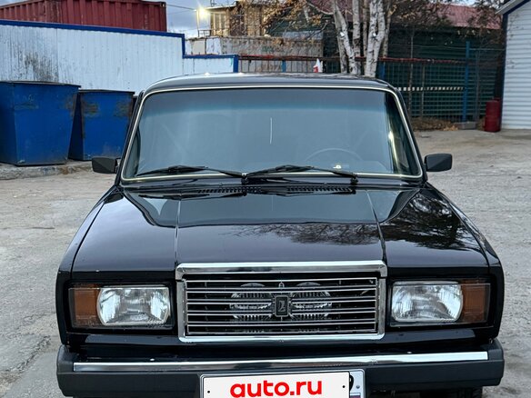 2010 Lada (ВАЗ) 2107, чёрный, 300000 рублей - вид 2