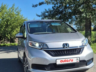 2019 Honda Freed+ II Рестайлинг, серый, 1630000 рублей, вид 4