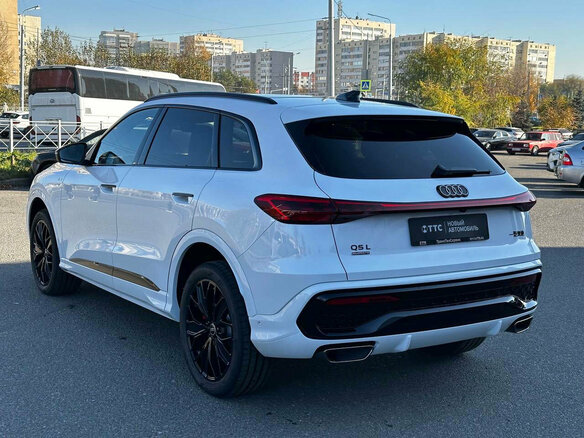 2026 Audi Q5 L III (GU), белый, 6590000 рублей - вид 6