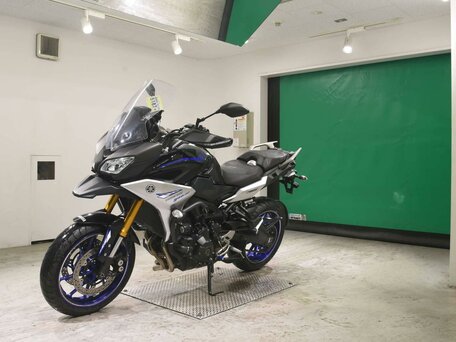 2019 Yamaha MT-09 Tracer (FJ-09), чёрный, 1099000 рублей, вид 4