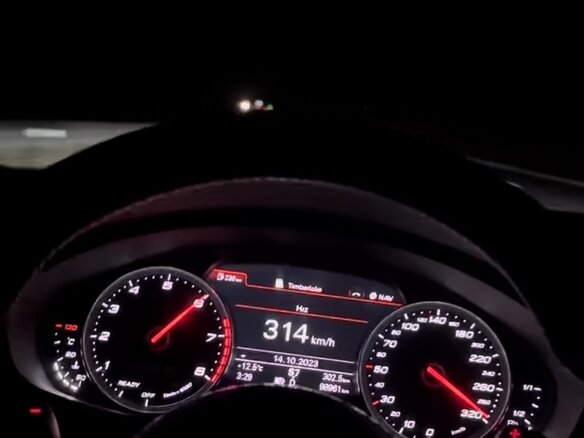 2015 Audi A6 IV (C7) Рестайлинг, серый, 2600000 рублей - вид 26