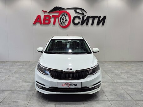 2016 Kia Rio III Рестайлинг, белый, 1368000 рублей, вид 2