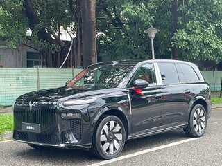 2026 Voyah Taishan X8, чёрный, 7480033 рублей, вид 3