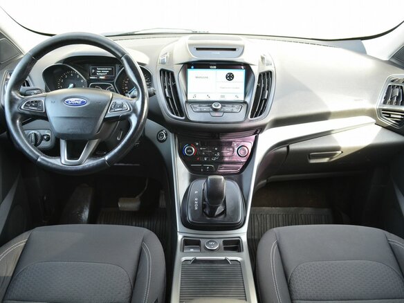 2017 Ford Kuga II Рестайлинг, серый, 1549888 рублей - вид 6