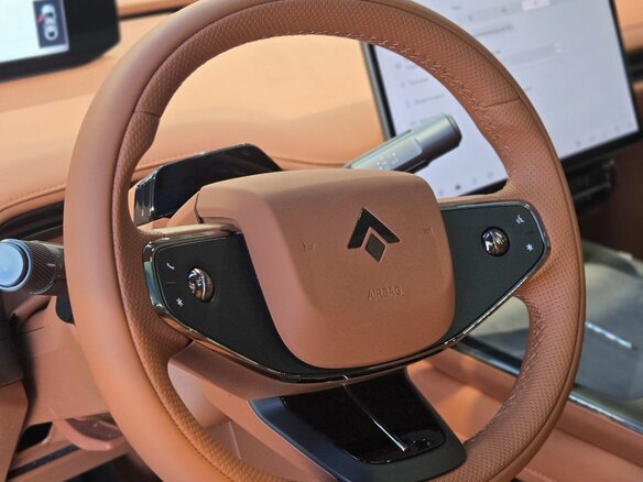 2026 GAC Hyptec HT, серебристый - вид 6