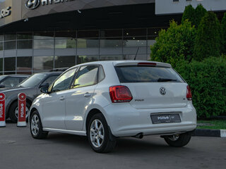 2010 Volkswagen Polo V, белый, 583000 рублей, вид 5