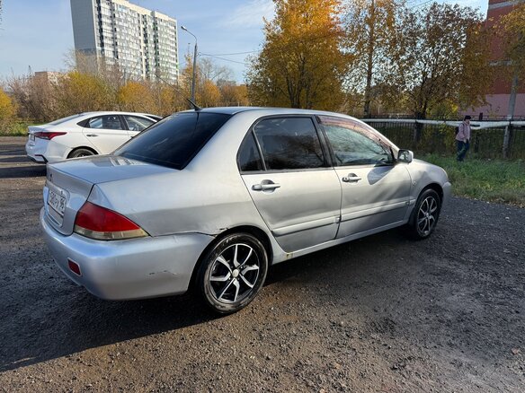2006 Mitsubishi Lancer IX Рестайлинг, серебристый, 335000 рублей - вид 5