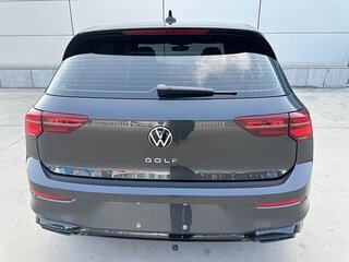 2023 Volkswagen Golf VIII, чёрный, 1535111 рублей, вид 3