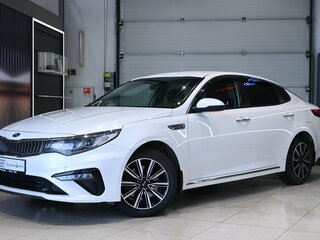 2018 Kia Optima IV Рестайлинг, белый, 1995000 рублей, вид 3