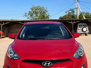 2012 Hyundai i30 II, красный, 980000 рублей, вид 2