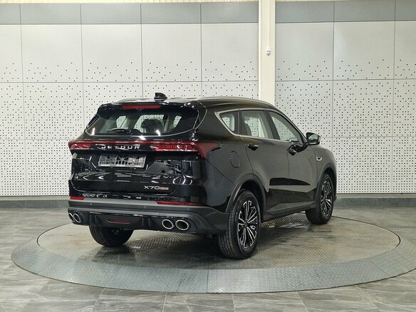 2026 Jetour X70+ I Рестайлинг, чёрный, 3099900 рублей - вид 1