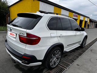 2007 BMW X5 48i II (E70), белый, 1800000 рублей, вид 3
