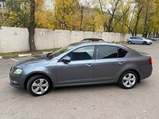 2019 Skoda Octavia III (A7) Рестайлинг, серый, 2050000 рублей, вид 4