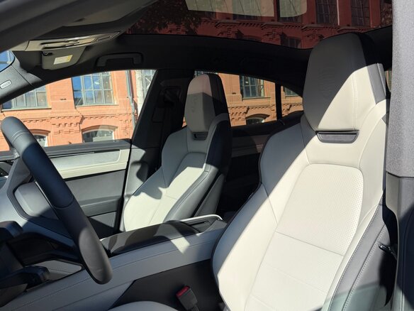 2026 Porsche Cayenne Electric IV, бежевый - вид 22