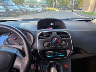 2014 Renault Kangoo II Рестайлинг, серебристый, 1100000 рублей, вид 5