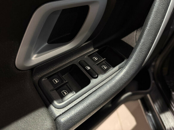 2010 Skoda Fabia II Рестайлинг, чёрный, 686070 рублей - вид 9