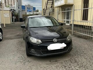 2013 Volkswagen Polo V, чёрный, 690000 рублей, вид 1