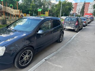 2008 Volkswagen Golf V, серый, 540000 рублей, вид 5