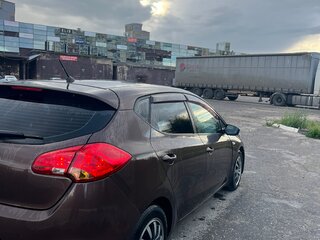 2014 Kia Ceed II, коричневый, 780000 рублей, вид 3