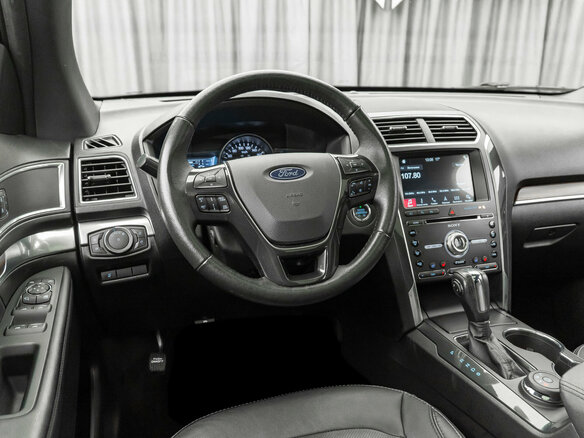 2018 Ford Explorer V Рестайлинг, чёрный - вид 6