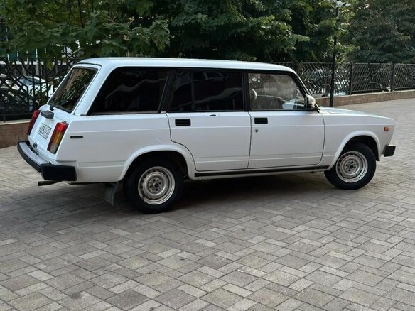 2002 Lada (ВАЗ) 2104 5-speed, белый - вид 8