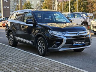 2017 Mitsubishi Outlander III Рестайлинг 2, чёрный, 1689000 рублей, вид 5