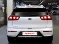 2017 Kia Niro Plug-in hybrid I, белый, 1111000 рублей - вид 4
