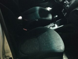 2014 Kia Rio 6-speed III, белый, 800000 рублей, вид 5