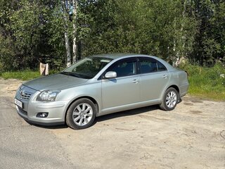 2007 Toyota Avensis II Рестайлинг, серебристый, 870000 рублей, вид 3