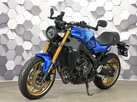 2023 Yamaha XSR900, синий, 1147000 рублей, вид 2