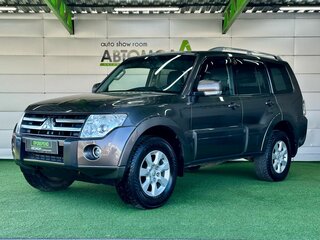 2010 Mitsubishi Pajero IV, коричневый, 1879000 рублей, вид 1