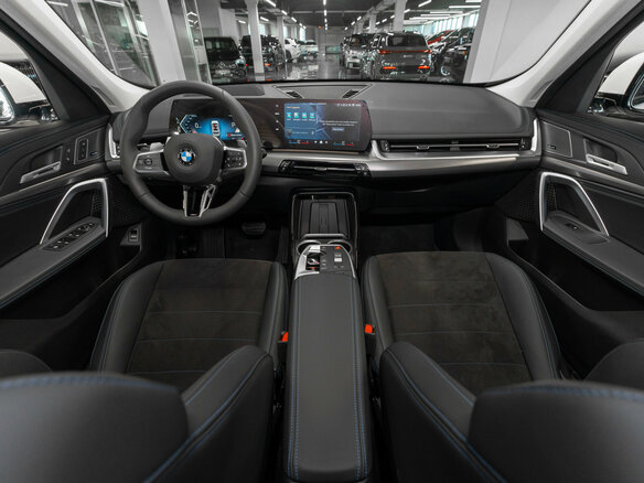 2026 BMW X1 Long 25Li xDrive III (U11/U12), белый, 5800000 рублей - вид 7