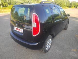 2013 Skoda Roomster I Рестайлинг, чёрный, 800000 рублей, вид 4