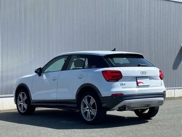2020 Audi Q2 I, белый - вид 5