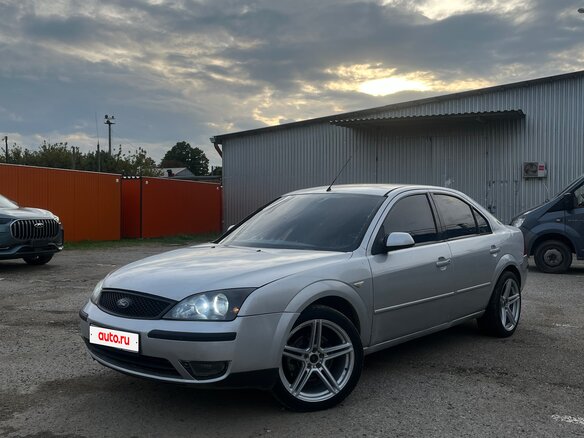 2001 Ford Mondeo III, серебристый
