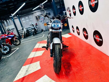 2026 Royal Enfield Super Meteor, серебристый, 744000 рублей, вид 4