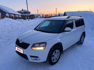 2014 Skoda Yeti I Рестайлинг, белый, 800000 рублей, вид 1