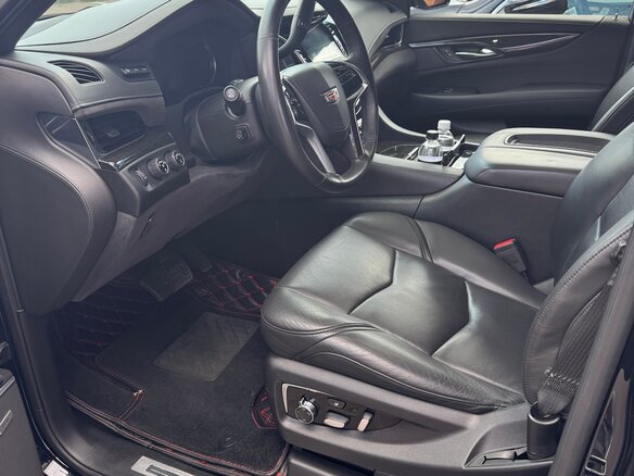 2018 Cadillac Escalade IV, чёрный, 5100000 рублей - вид 5
