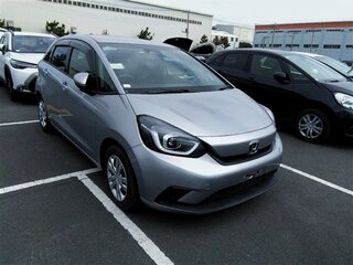 2020 Honda Fit IV, серебристый, 1460000 рублей, вид 2