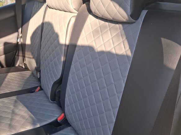 2017 Toyota Land Cruiser Prado 150 Series Рестайлинг 1, белый, 4000000 рублей - вид 15